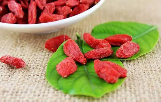 田坤道养生食品店：“养生高手”枸杞