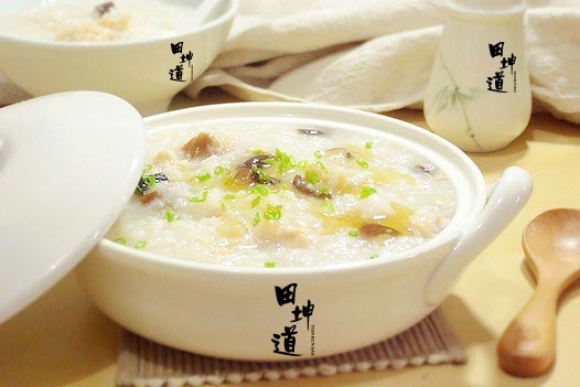 香菇的吃法有千万种，而我喜欢田坤道